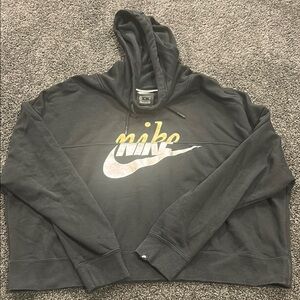Youth XL Nike Black Cropped Hoodie Sweatshirt